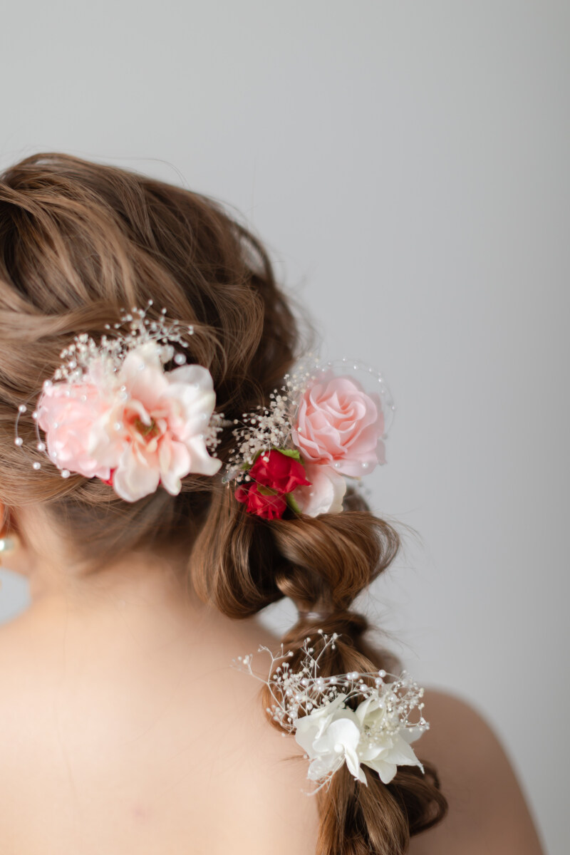 洋装ヘアスタイルのご紹介☆*:.｡.