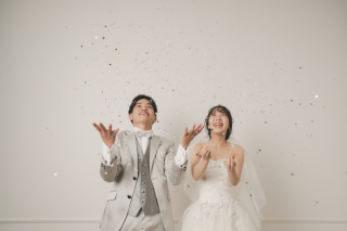  コンフェッティで楽しく！なんば店スタジオ撮影