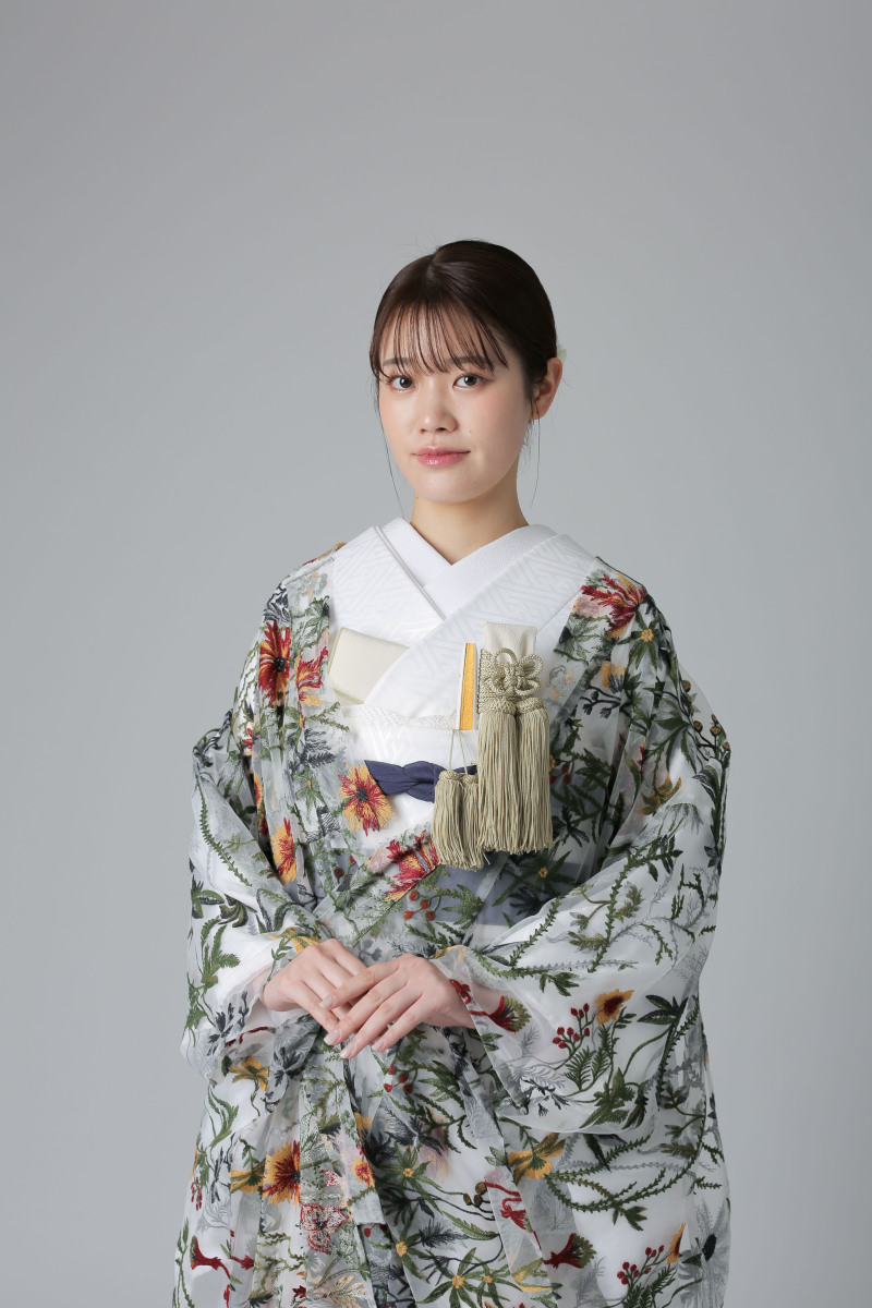 レース打掛 {MALRE} アジアンテイストなデザイン紹介 ※取り寄せ可能です。