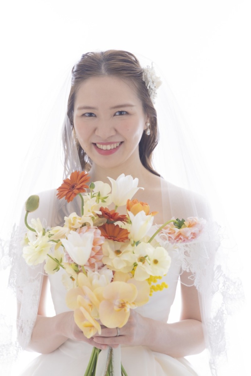 キレイ系からかわいい系まで♡新婦様ソロショット