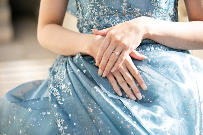 専門の衣裳スタッフがお手伝いいたします♪