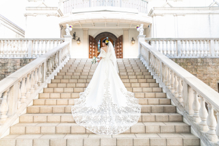 ウェディングドレスにも様々な種類があります♪