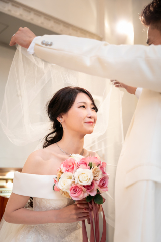 気になる背中やデコルテ周り・・・ボディメイクがおすすめです!★