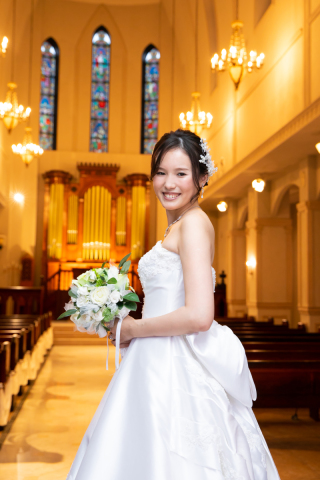 ドレスで気になる背中周り・・・ボディメイクがおススメです✧