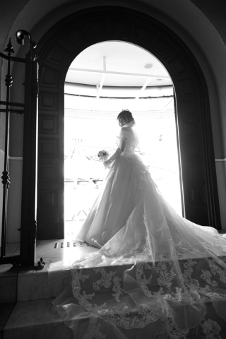 ウェディングドレスにも色の種類があります♪