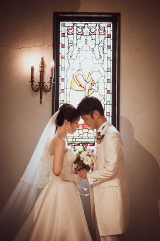 ステンドグラス前での撮影☆