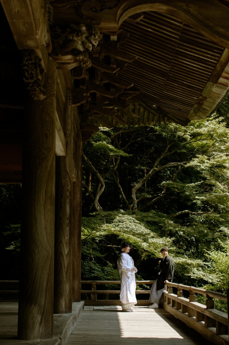 伝統的な衣装と歴史あるお寺で前撮りを【ONELIFE】