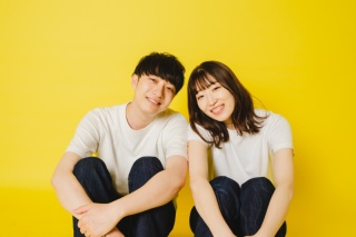 スタジオで残すエンゲージメントフォト