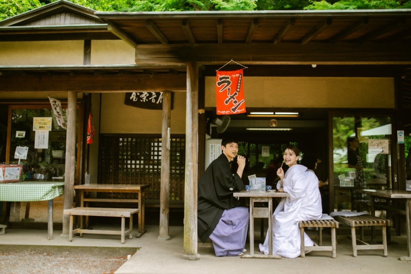 横浜三渓園で四季の緑に包まれた和装前撮り【ONELIFE】