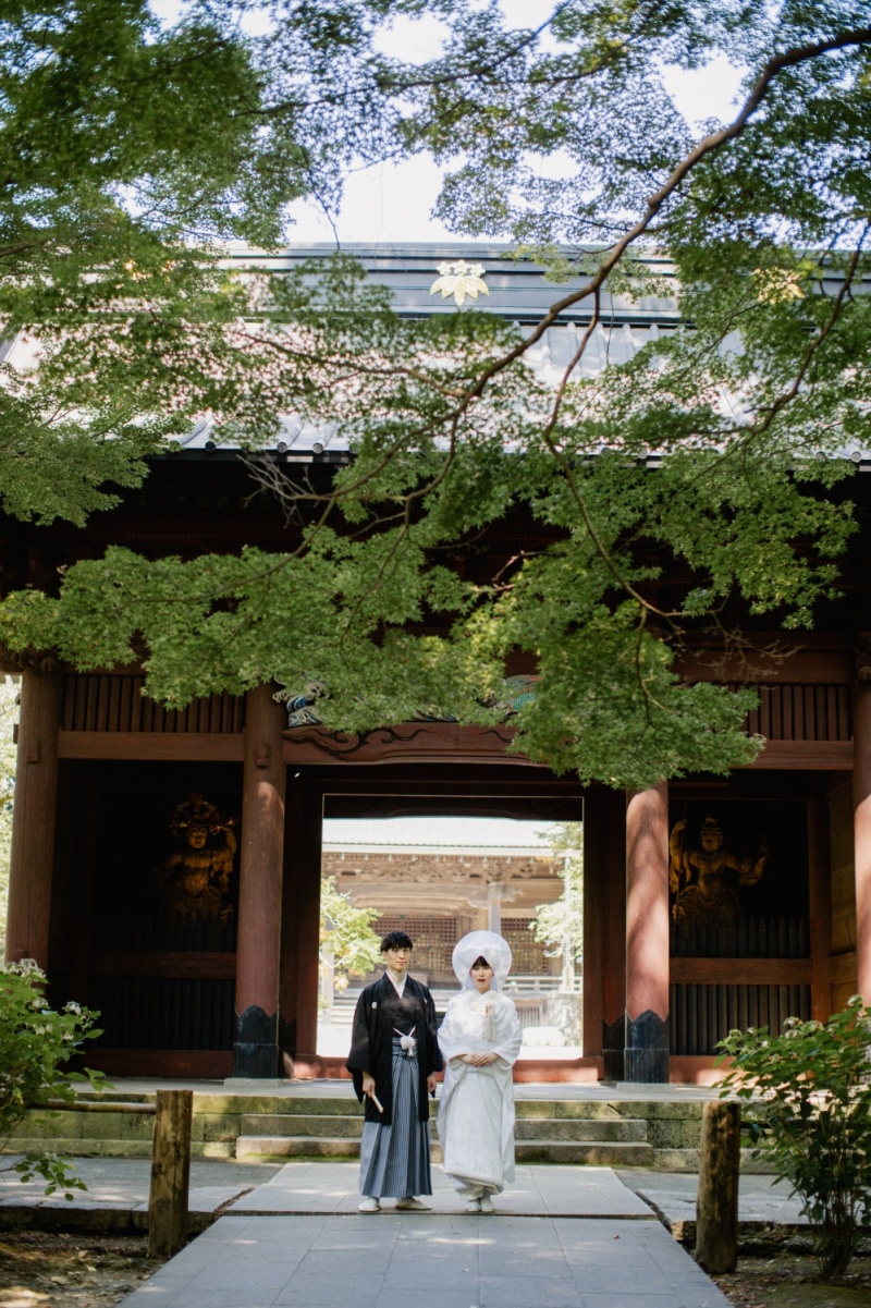 伝統的な衣装と歴史あるお寺で前撮りを【ONELIFE】