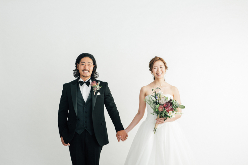 家族でスタジオ結婚写真を。