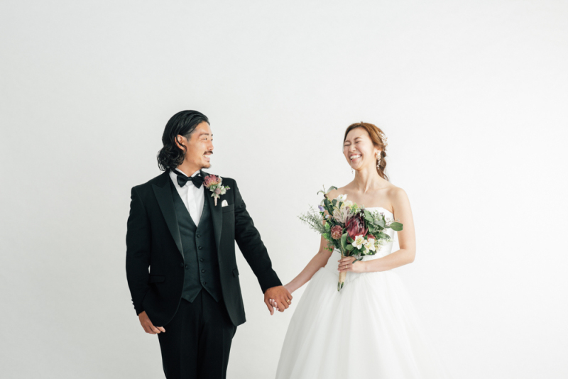 家族でスタジオ結婚写真を。