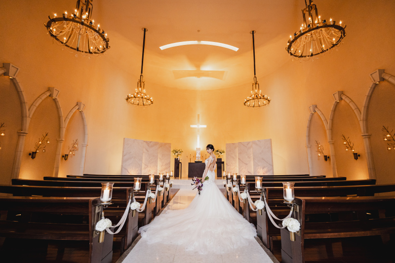 ＼ドレスのバックスタイル／