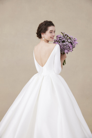 【ドレスデザイン】新たに追加いたしました!