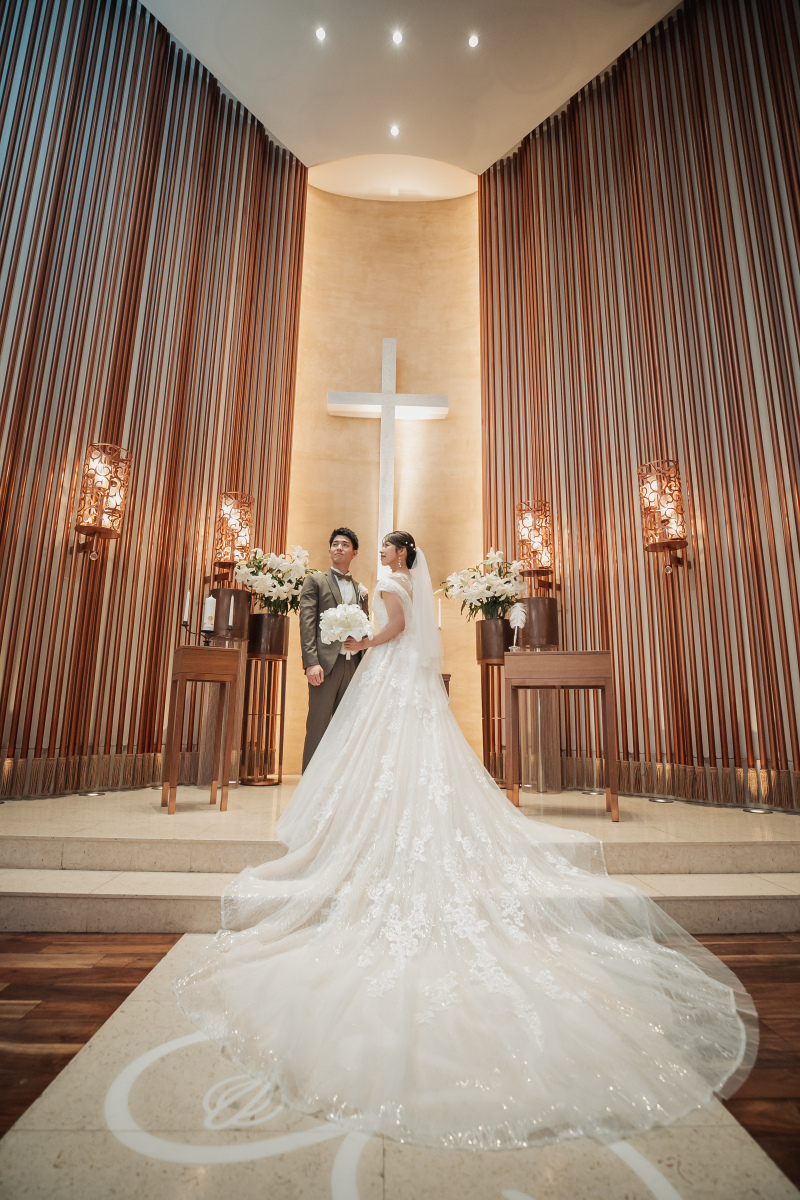 ブラウンのチャペル内での撮影