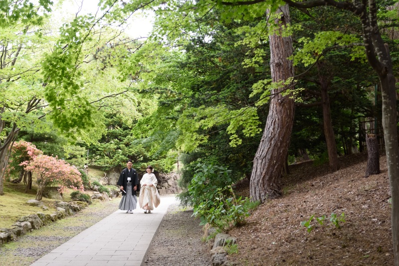 白無垢のポーズ５選！美しさを引き立てる撮影アイデア☆