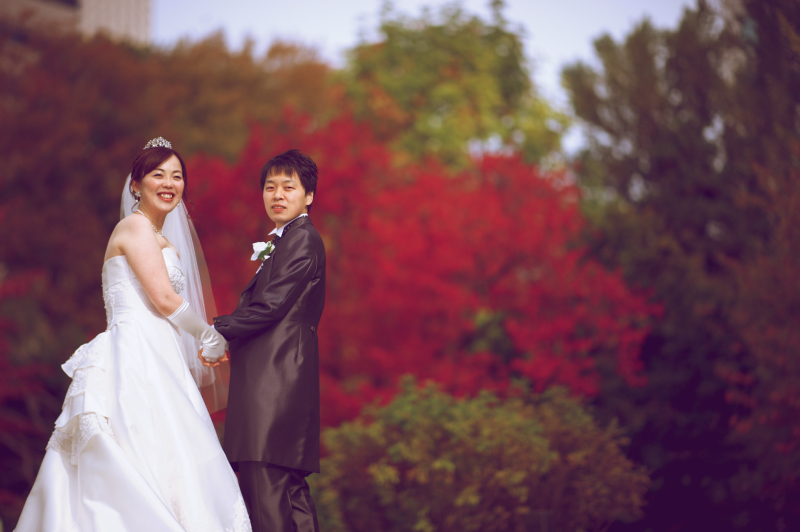 アウトドア大好きのお二人コンセプトは紅葉の中で結婚記念写真撮りたい