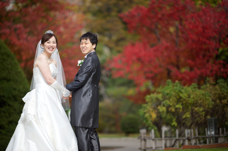 アウトドア大好きのお二人コンセプトは紅葉の中で結婚記念写真撮りたい