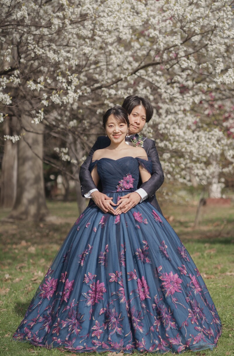 ご姉妹3名オトナフォトご体験のご新婦様桜カラードレスに着替えその２