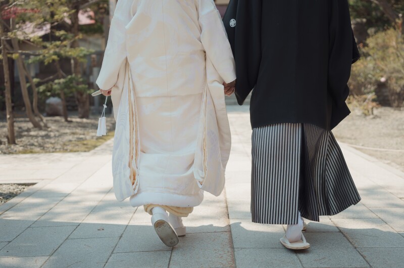フォトウェデイングを2回に分けてご計画1日目は桜で和装でみんなで楽しく