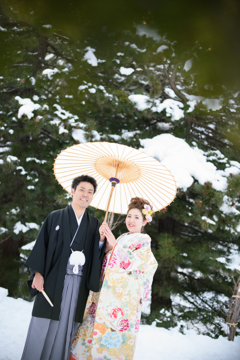 雪の季節のチャペル洋装と和装で残すその１