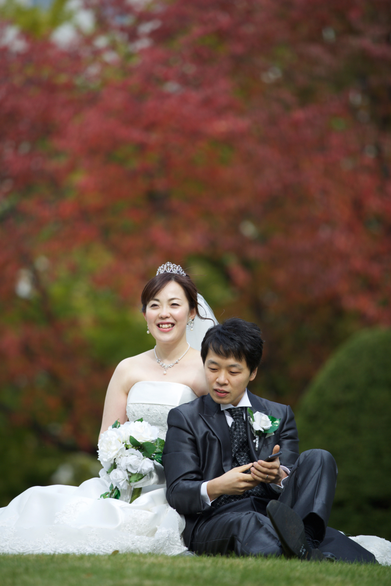 アウトドア大好きのお二人コンセプトは紅葉の中で結婚記念写真撮りたい