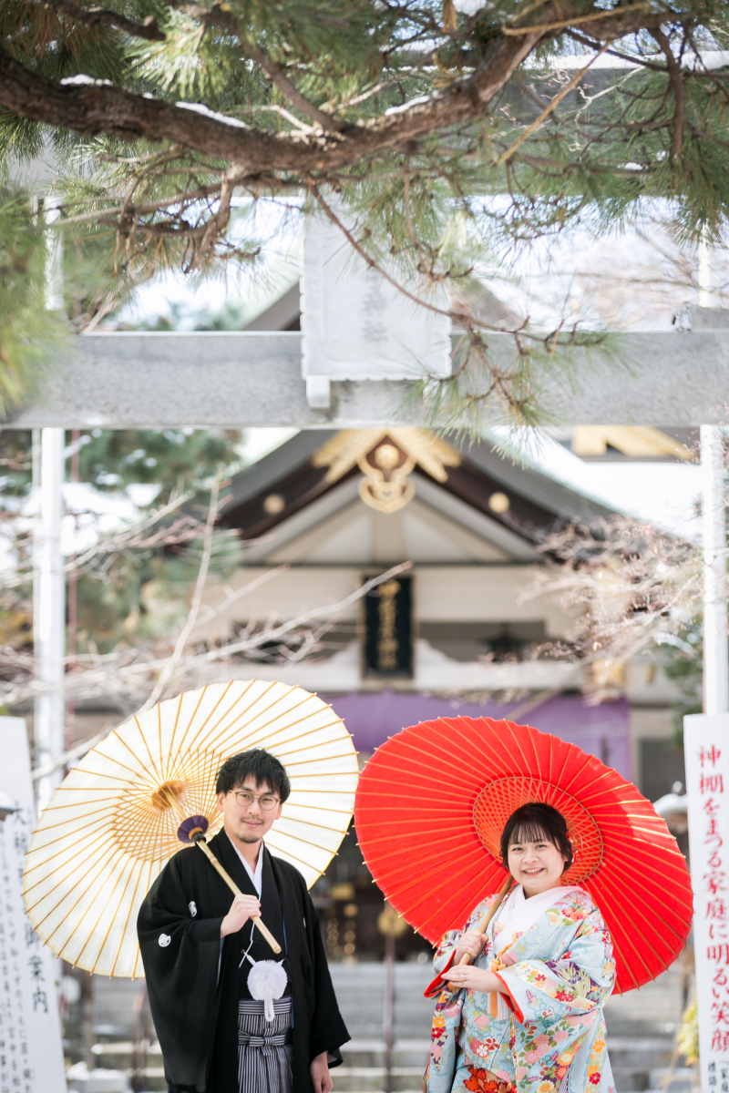 雪の弥彦神社とゲストハウスラファソン凛とそして温かい撮影
