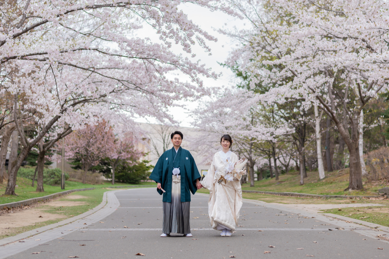札幌さくら、サクラ、桜フォトウェデイング和装2点ですてきに