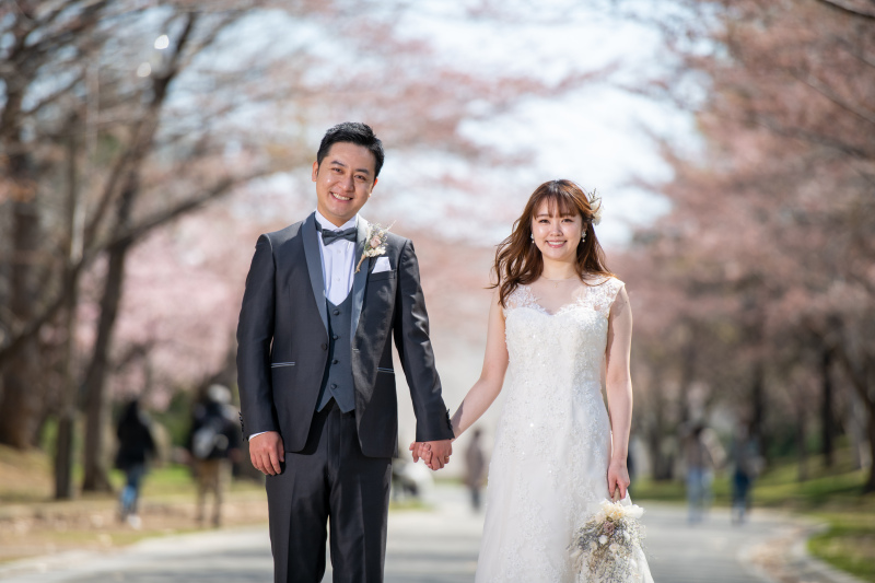 ドレスが映えるさくら、サクラ、桜フォトウェデディング札幌のポイント