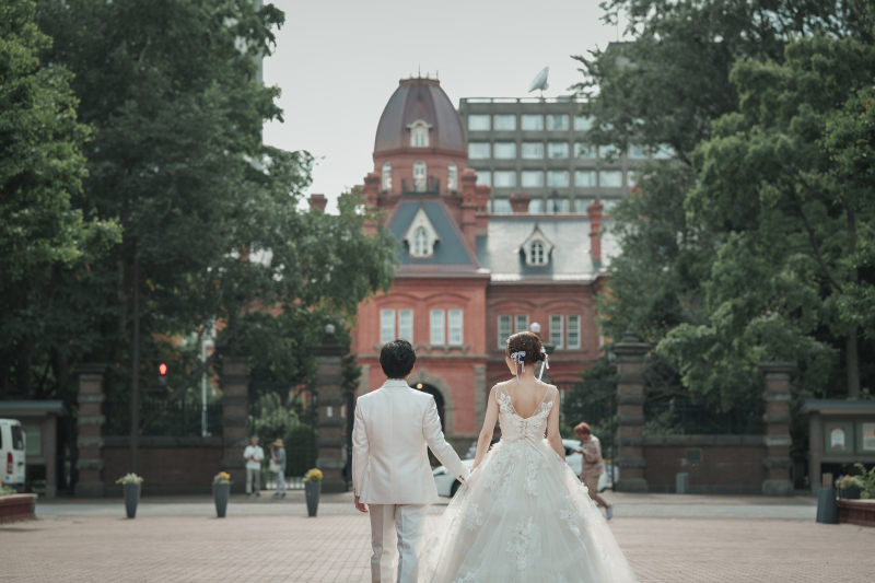 フォトウェディングは「小物」も大切な思い出のひとつ