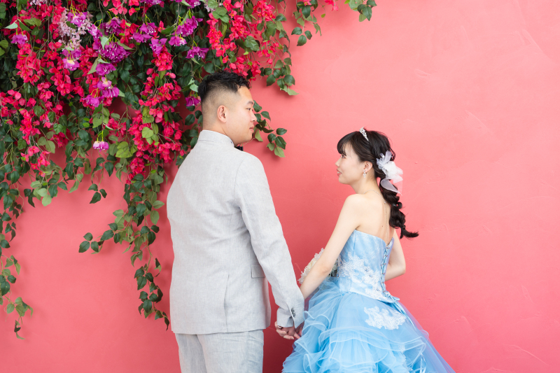 シーンごとにがらりと変わる雰囲気！ビーチ＋グリーン＆スタジオ撮影♡