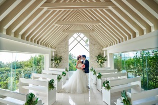 壮大な海を眺めながら...チャペル＋ビーチフォトプラン