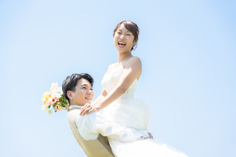 青い海で元気いっぱいのビーチウェディング♡♡♡