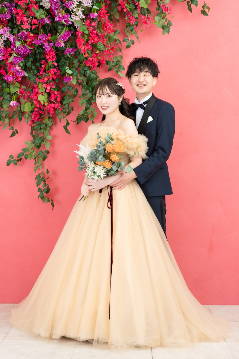 人気カラードレス3選♪お気に入りのドレスが見つかる♡