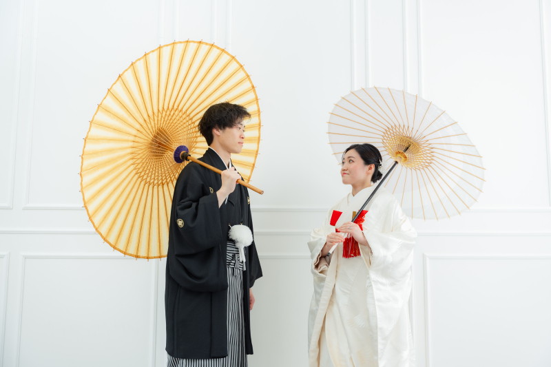 白無垢と紋付袴で彩る、和装スタジオウェディングフォト