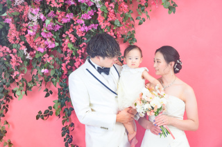 お子さまも一緒に安心♡スタジオ3シーン＋ビーチで叶える沖縄フォトウェディング