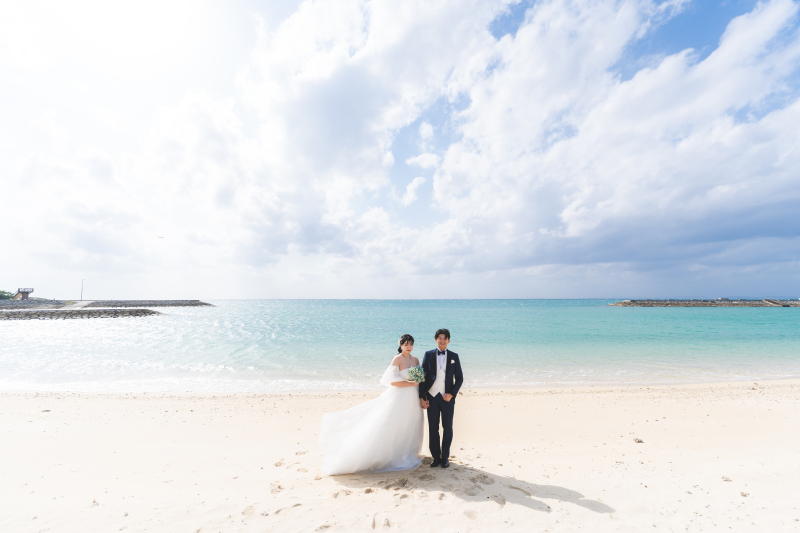 12月撮影♩沖縄の海と緑に包まれたロケーションフォト！このシーズンならでの魅力も