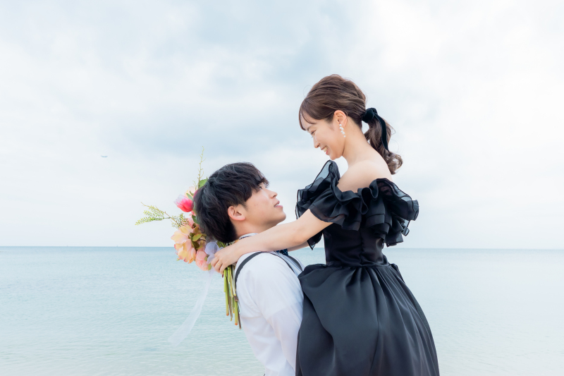 カラードレスのロケーションフォトまとめ！先輩花嫁さんの撮影写真をご紹介