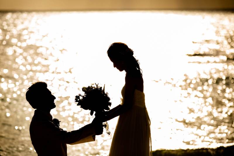 沖縄ならではの美しいサンセット。ふたりで見た景色が一生の思い出になる感動の体験を