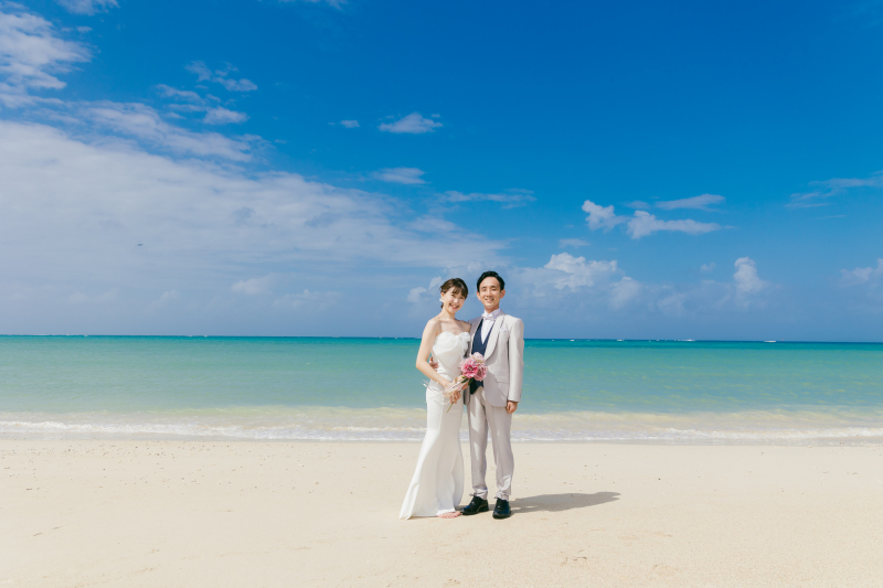 エメラルドに輝く海