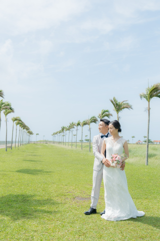 南国らしいウェディングフォト♡