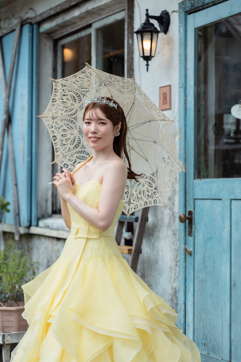 カラードレスのロケーションフォトまとめ！先輩花嫁さんの撮影写真をご紹介