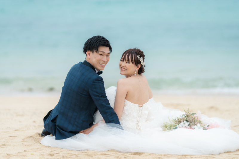 雨でもロマンティックなウェディングフォト♡