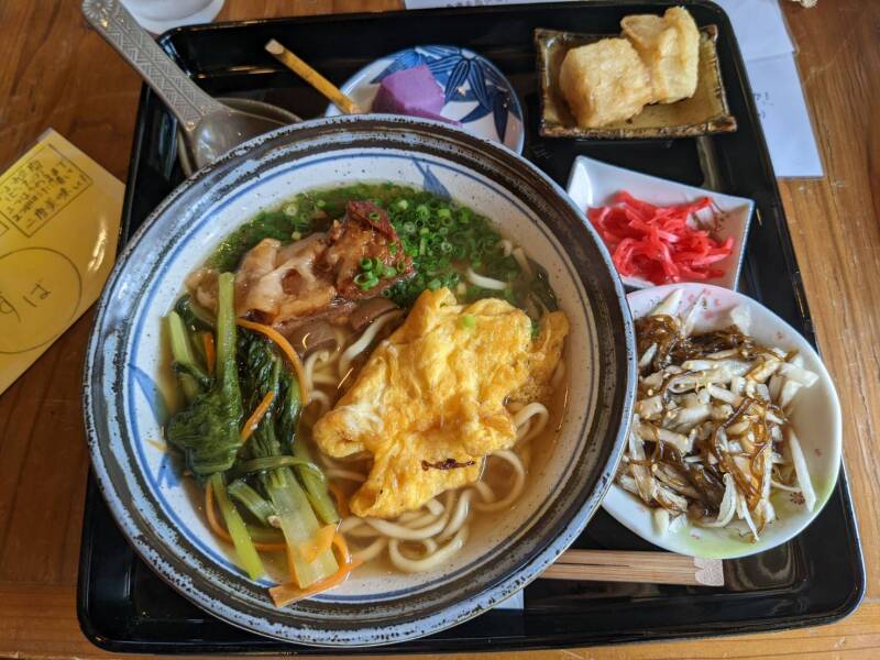 フォトウェディング後は、美味しい沖縄旅ごはん⑫
