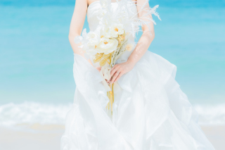 沖縄のビーチで前撮り撮影♪