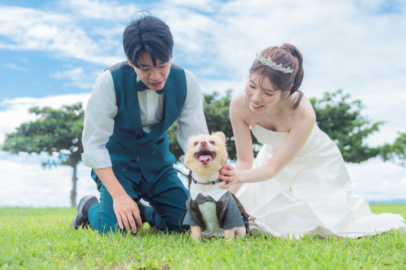 大切な愛犬&愛猫と叶える!沖縄フォトウェディング☆お客様のお写真をご紹介します