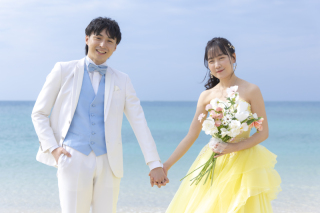 イエロードレスinビーチ☆