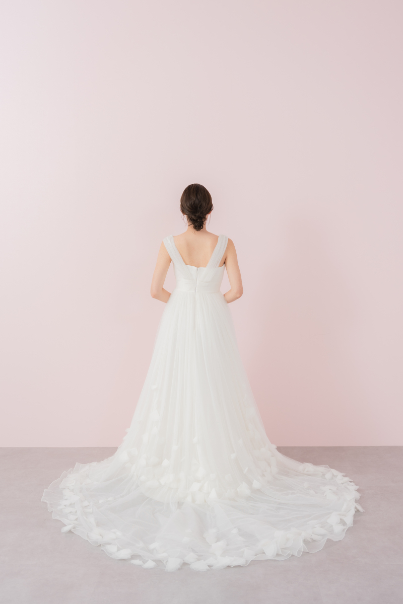 ウェディングドレスのご紹介【LA SPOSA_ラ・スポーザ_02】
