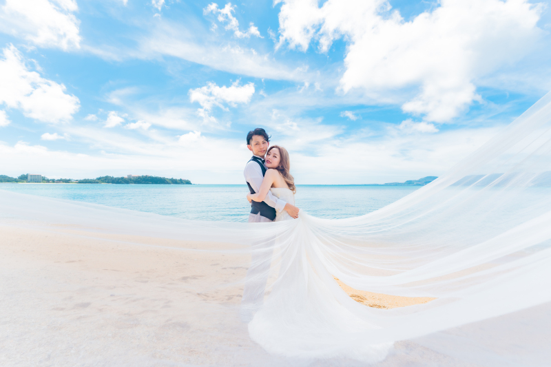 ハンバーガーを食べながら♪