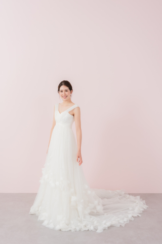 ウェディングドレスのご紹介【LA SPOSA_ラ・スポーザ_02】